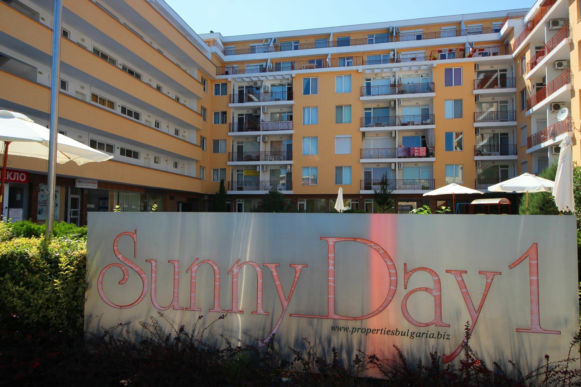 Sunny Day 1 - Menada Apartments Sunny Beach Exterior foto